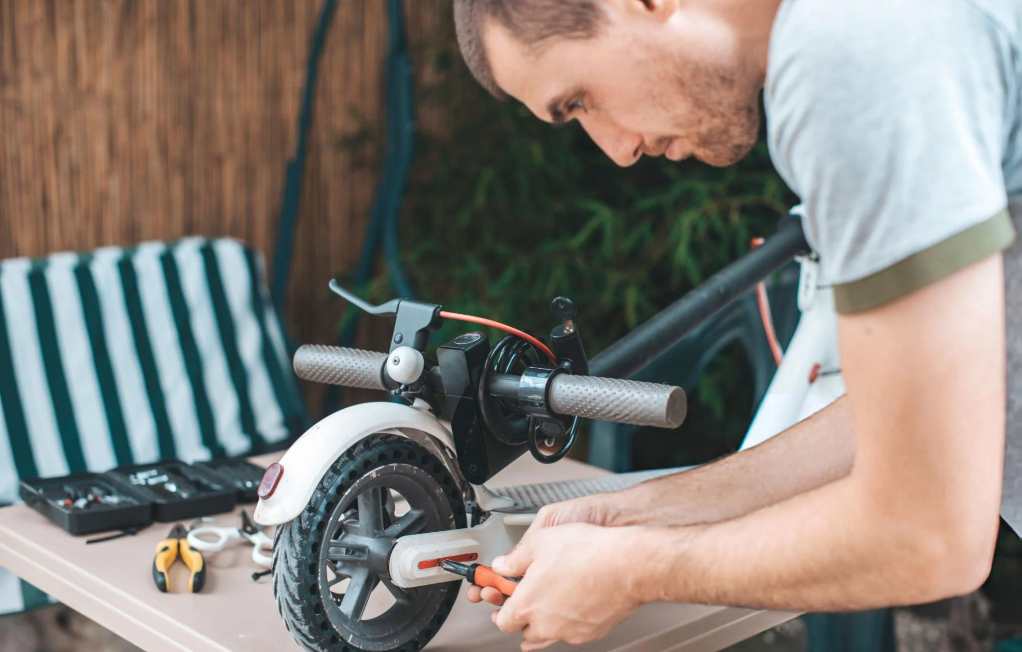 Zašto mi se guma na trotinetu stalno buši? (Rešite problem jednom zauvek)